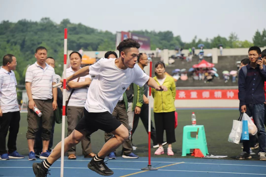 Ming回归赛场,回归赛场首场状态亮眼,拜仁观众沸腾!的简单介绍 Ming回归赛场,回归赛场首场状态亮眼,拜仁观众沸腾!的简单介绍