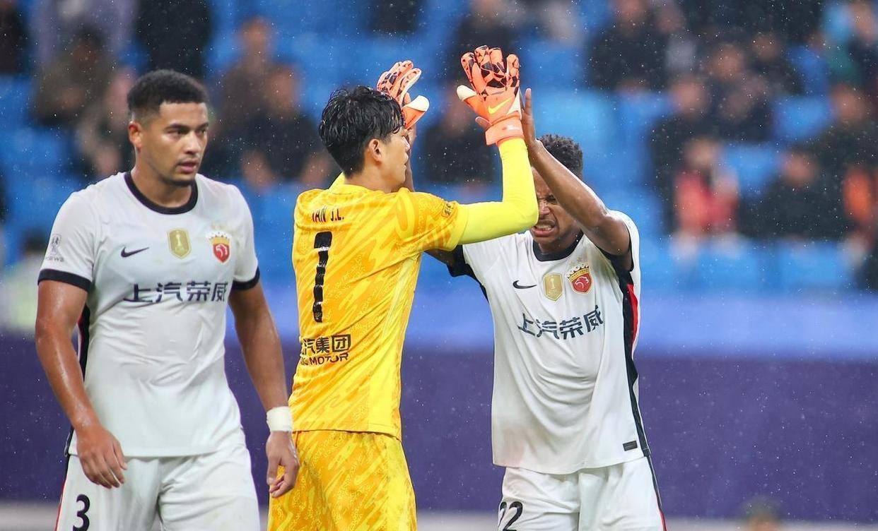 亚博APP下载关于亚冠赛程吃紧，辽宁本钢赛后遗憾出局，赛场秩序良好，数据趋势出现新变化的信息