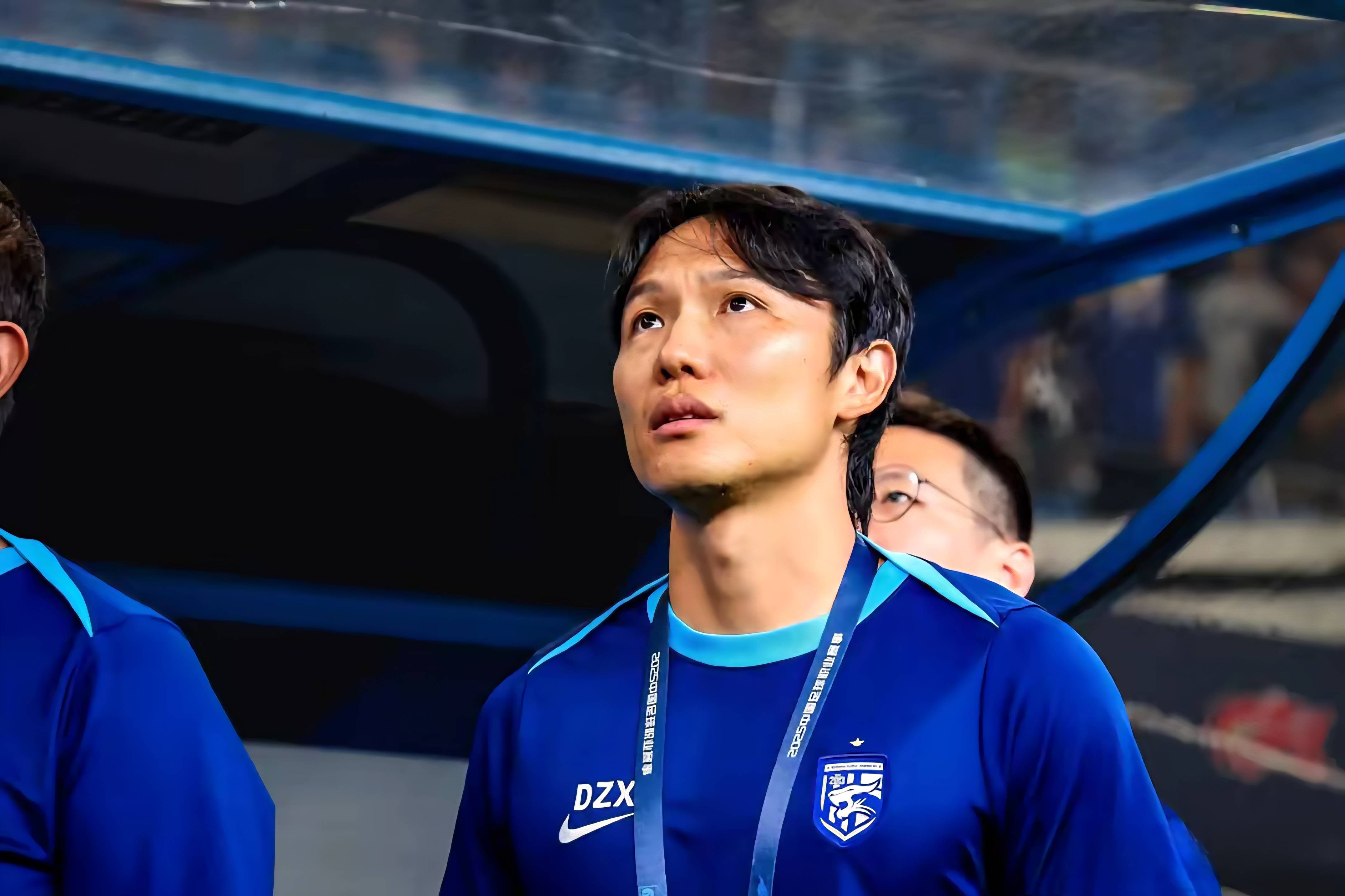 上海海港今夜强势反弹，志在意大利杯名次提升，压力陡增，资深球员宣示担当的简单介绍