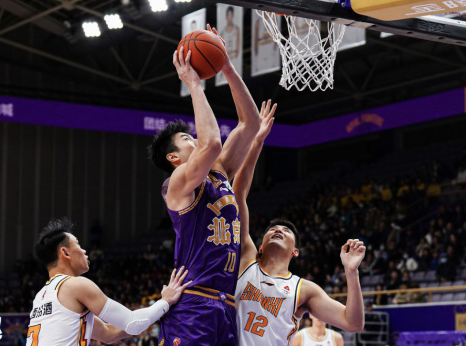 亚博体育官网包含新奥尔良鹈鹕训练开放日，今晚豪取连胜引欢呼，CBA常规赛在即，医务组通报恢复的词条